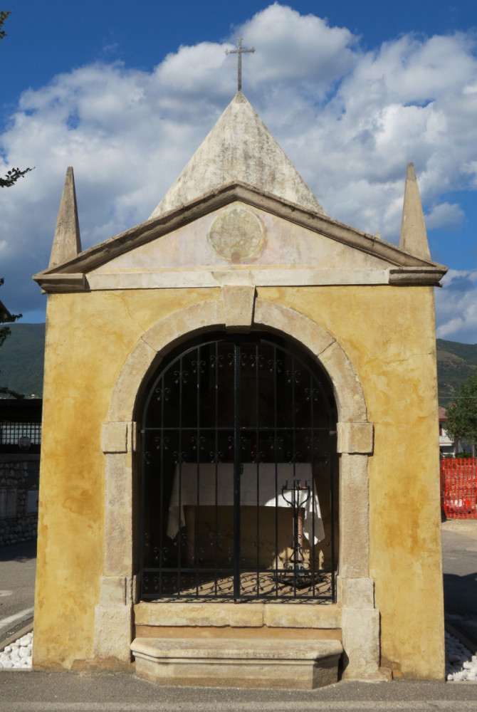 Capitello Madonna del Carmine